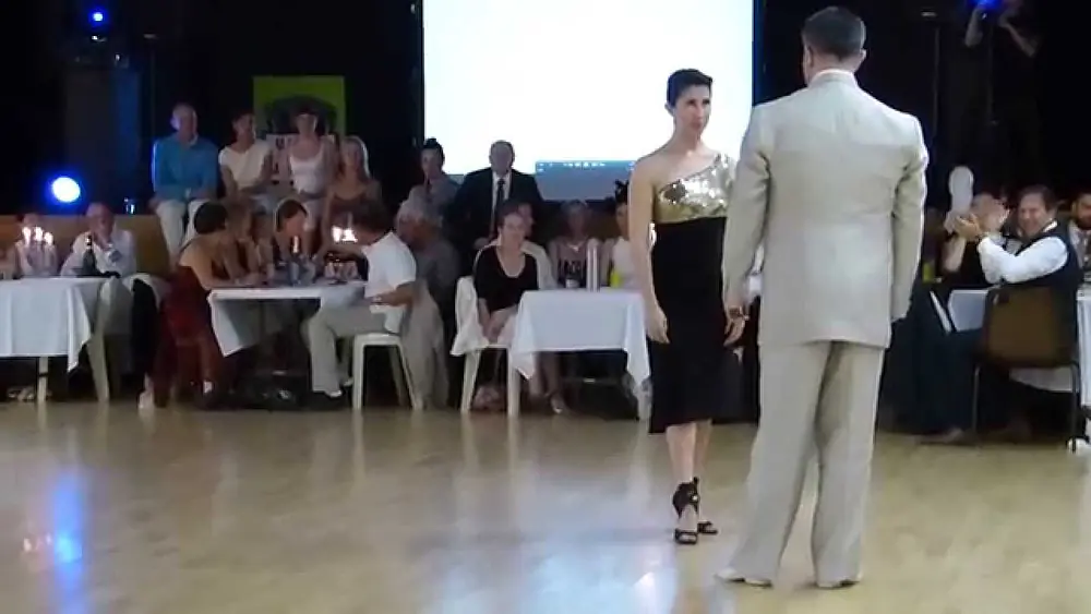 Video thumbnail for Paulina Cazabon y Jose Luis Gonzalez, Tangoumois 2014 (1)
