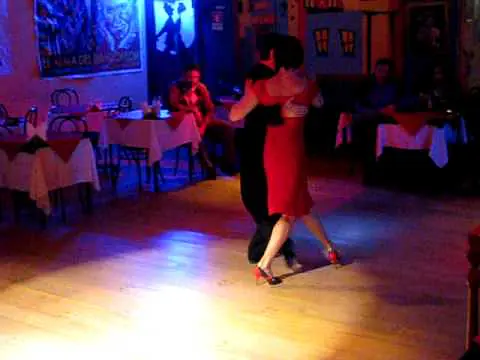 Video thumbnail for Alejandro Hermida y Paulina Cazabon, Tango 2