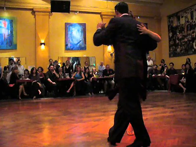 Video thumbnail for Facundo de la Cruz y Paola Sanz en Soho Tango 2