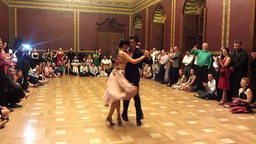 Video thumbnail for Dimitris Biskas y Mariana Patsarika Timisoara Tango Festival p4