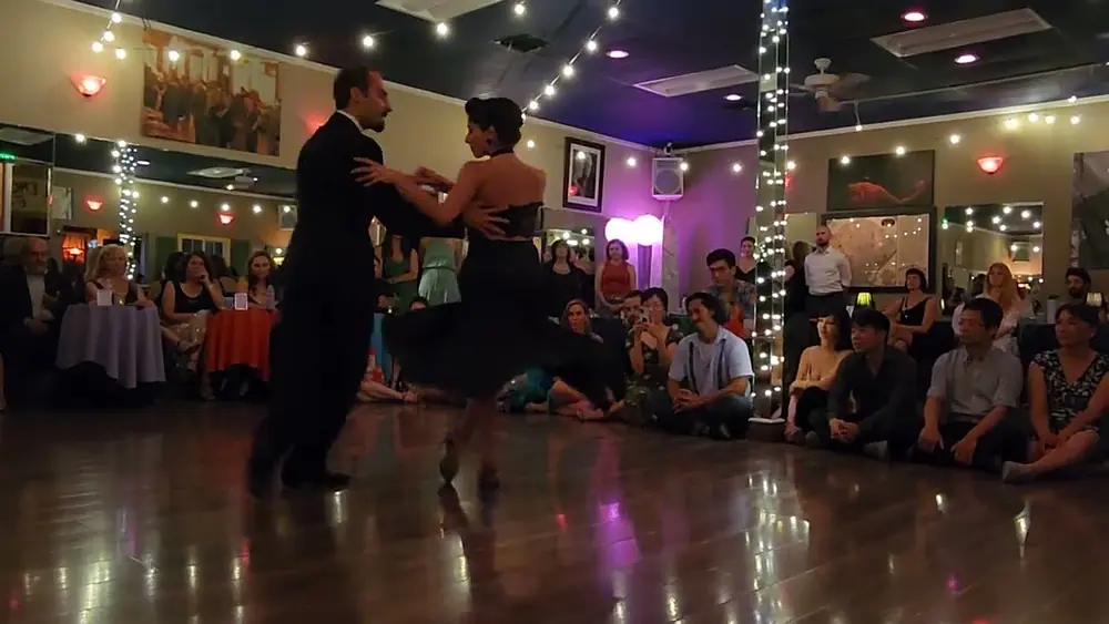 Video thumbnail for Lorena Tarantino & Gianpiero Galdi - Moonlight Milonga - June 15, 2024