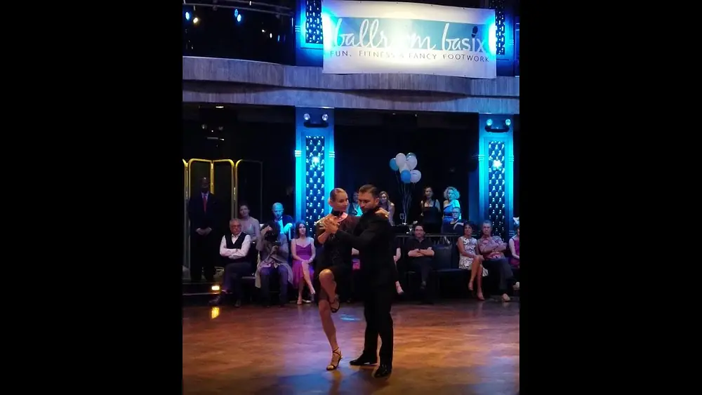 Video thumbnail for Argentine tango: Eleonara Kalganova - Loca