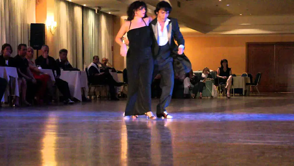 Video thumbnail for Esteban Cortez y Evelyn Rivera - TangoCamp 2011 Italy