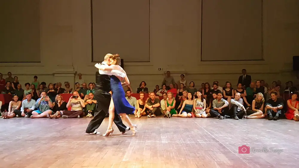 Video thumbnail for Horacio Godoy & Cecilia Berra ❤ La Caída De La Estanteria (Donato) @The Brussels Tango Festival 2019