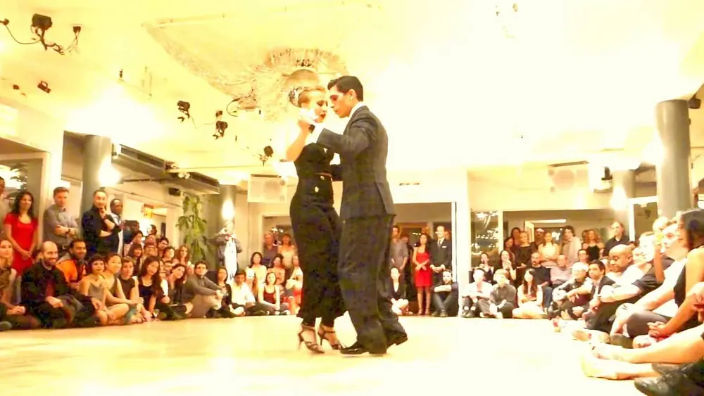 Video thumbnail for Ivan Terrazzas & Sara Grdan 2016 - Milonga Orillera (3 de 4)