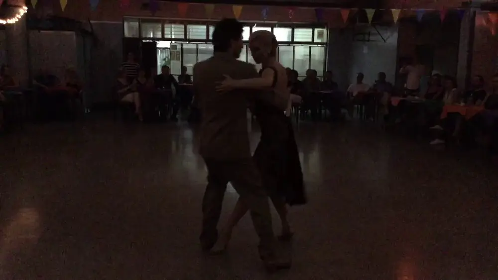 Video thumbnail for Yanick Wyler y Eugenia Parrilla, Practica El Motivo 1/1/2018 (1/4)