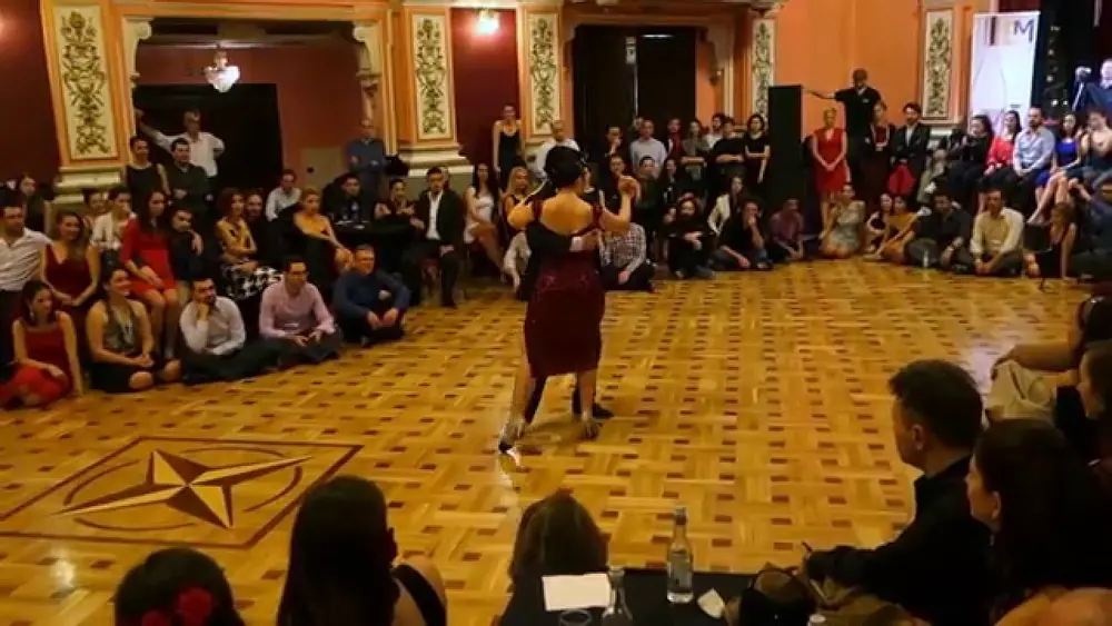 Video thumbnail for Ariadna Naveira & Fernando Sanchez 1/5