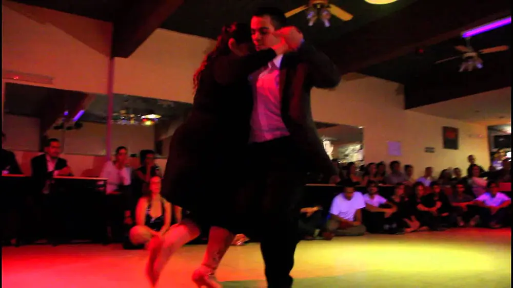 Video thumbnail for AYELEN QUIROGA Y JULIAN VILARDO (MILONGA 10) 02