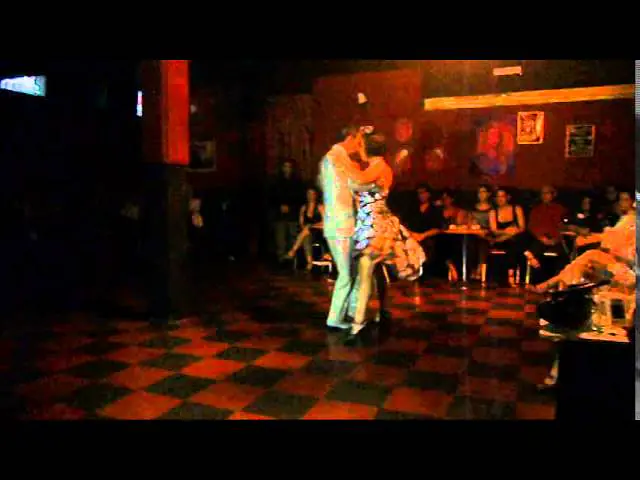 Video thumbnail for Jessie Barahona y Rainier Pereira en Teatro Bar de Valencia 1/3