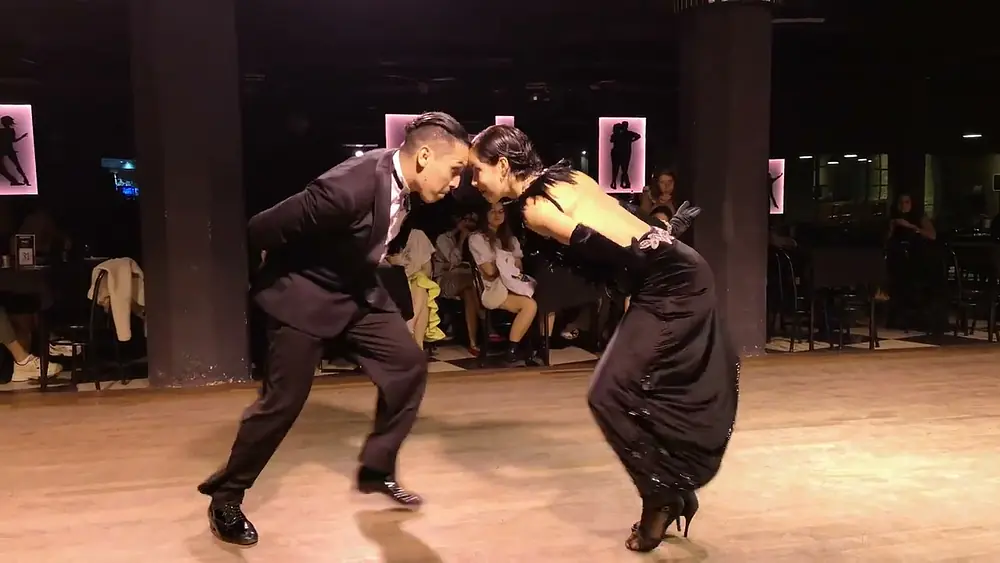 Video thumbnail for Amira Luna y Damián Roezgas: Renato Borghetti - Milonga Para As Missões