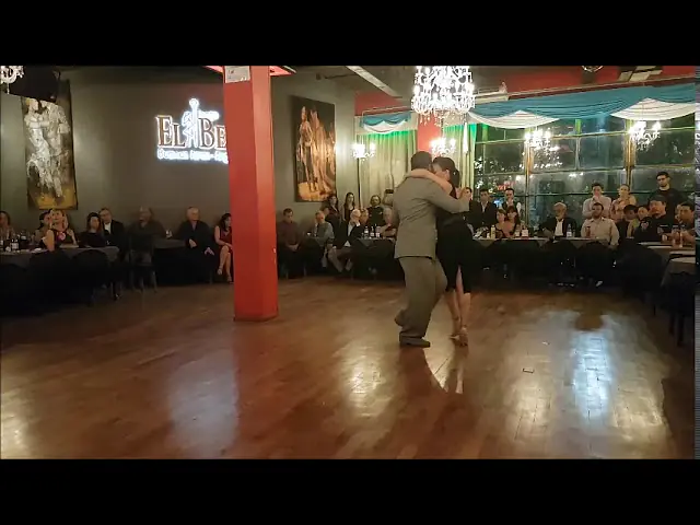 Video thumbnail for Milonga de los Domingos -  24/03/2019 - Andres Laza Moreno y Eladia Cordoba  2/4