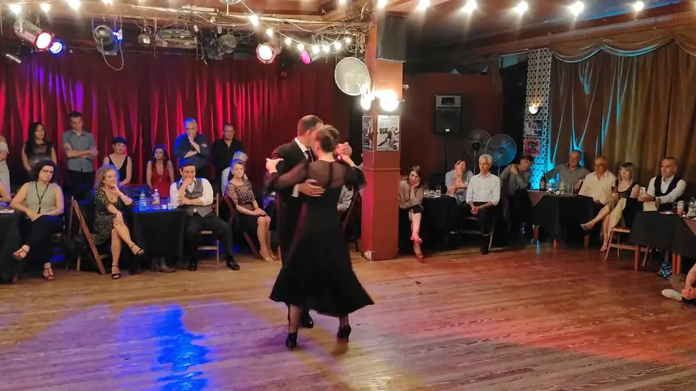 Video thumbnail for Fabián Peralta y Josefina Bermúdez