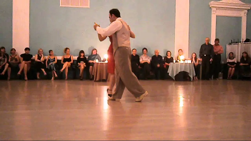 Video thumbnail for Mario De Camillis y Bárbara Wainwright on milonga "Nostalgia", Russia. Milonga