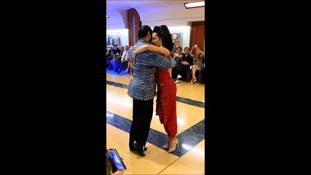Video thumbnail for Juan Carlos Martinez y Nora Witanowsky - 11-4-2015 Milonga el Abrazo - Battipaglia (SA)