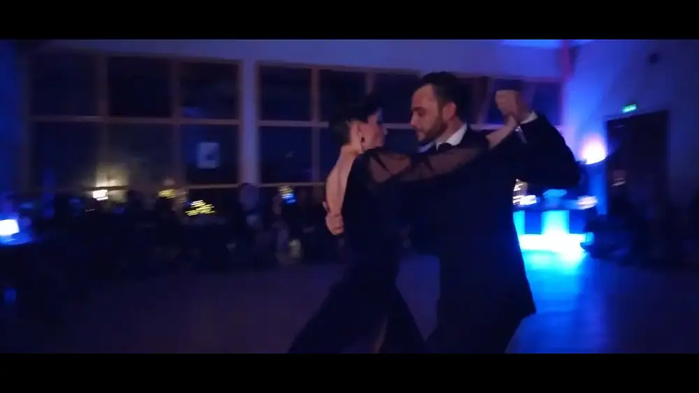 Video thumbnail for Démonstration de Bárbara Ferreyra & Agustín Agnez - Février 2022 - Tango A Vivre Limoges
