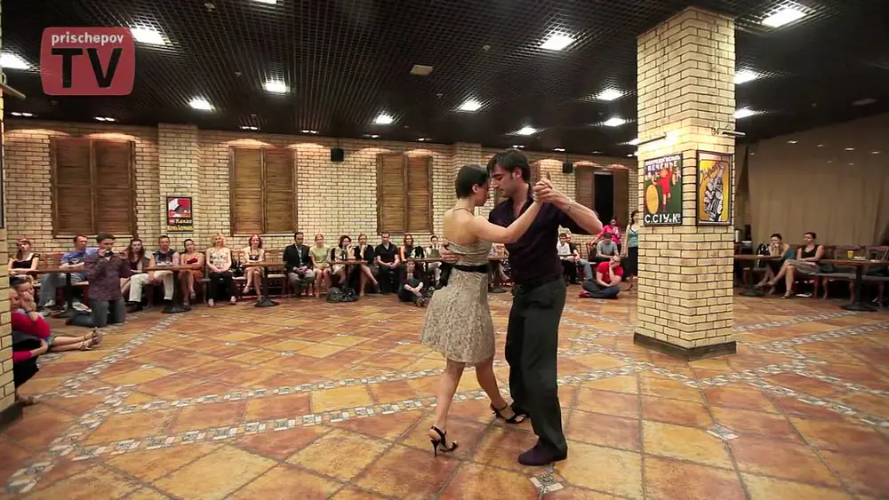 Video thumbnail for Fausto Carpino and  Veronika Toumanova, Russia, Moscow, Milonga in milonga "On Board", 22.05.2010(2)