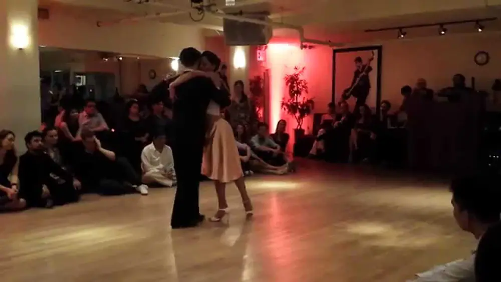 Video thumbnail for Argentine Tango: Dominic Bridge & Cecilia Piccinni - Puente Alsina