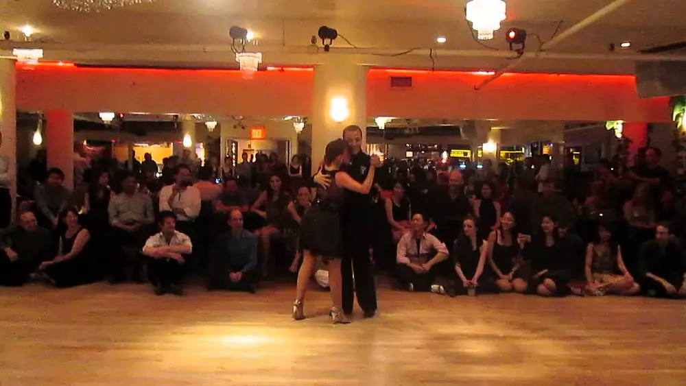 Video thumbnail for Argentine tango:Laila Rezk & Leandro Oliver - QUE DIOS TE AYUDE",