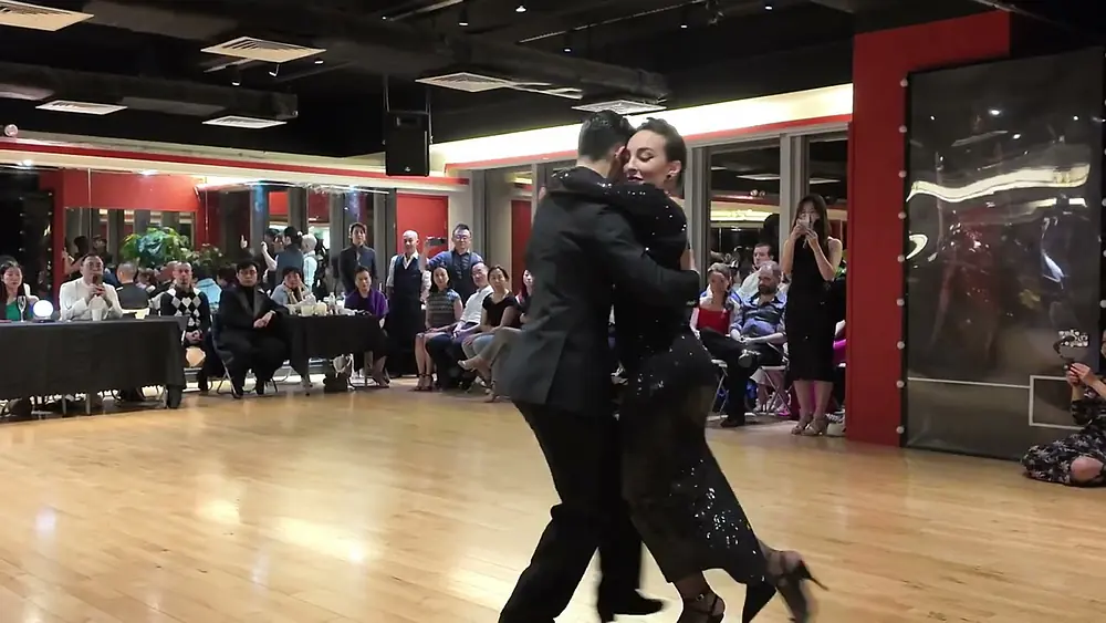 Video thumbnail for Ornella Simonetto & Juan David Vargas 2/5 - Catamarca (Carlos Di Sarli) Tango - Hong Kong 2025