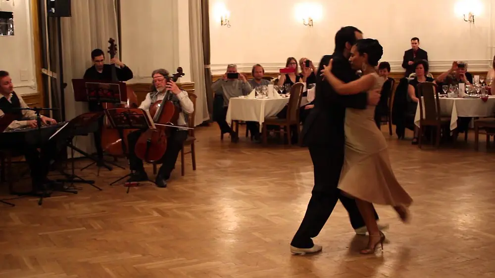 Video thumbnail for Lagrimas y sonrisas - Pablo Rodriguez & Corina Herrera - Tango Harmony Budapest