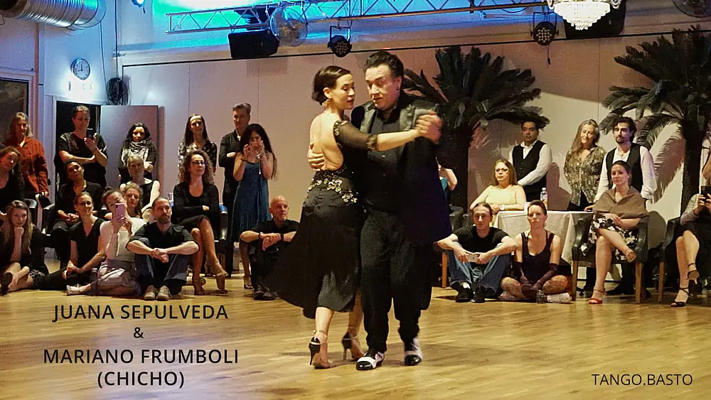 Video thumbnail for Juana Sepulveda & Mariano Chicho Frumboli - 5-6 - Milonga Grammofon - 2022.02.12