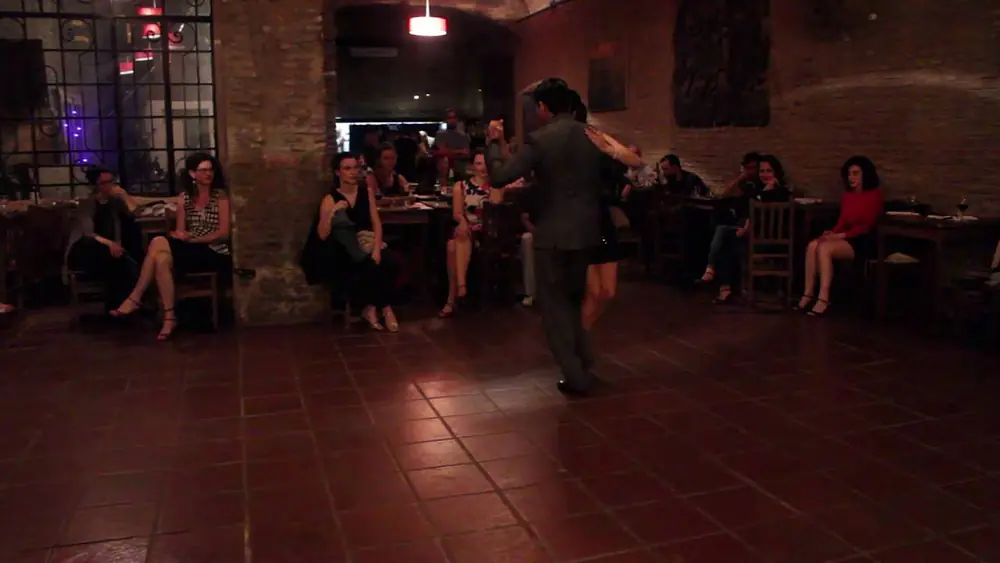 Video thumbnail for Rauli Choque y Julieta Qüesta - 10/9/2016 - La Cachivachería 3/4