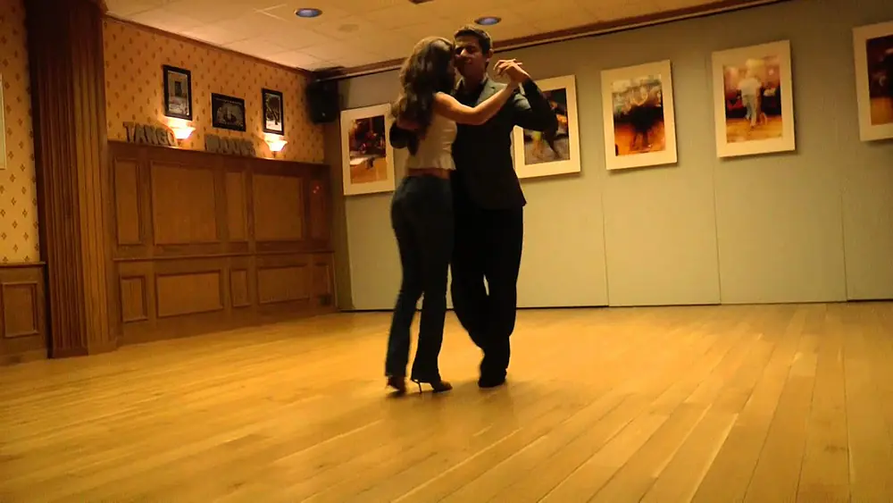 Video thumbnail for Veronica Vazquez & Alejandro Beron in MOOOV (1) "Indio Manso" C di Sarli