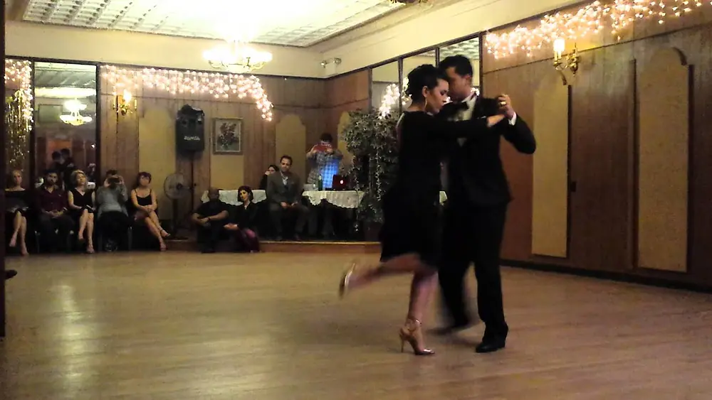 Video thumbnail for Argentine tango: Facundo de la Cruz & Paola Sanz -Recuerdo