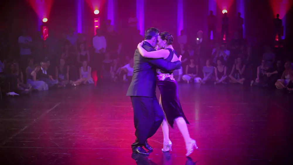 Video thumbnail for Lucia Cionci & Joe Corbata en Tngo en Punta 2