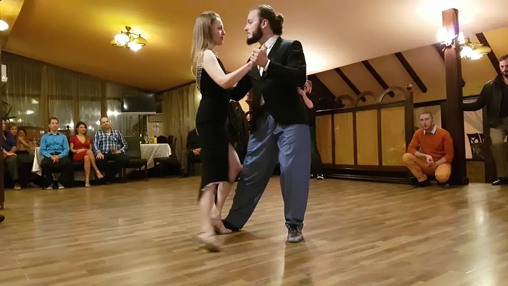 Video thumbnail for Horia Pop y Ioana Lascu, Tango Story 4.(3)