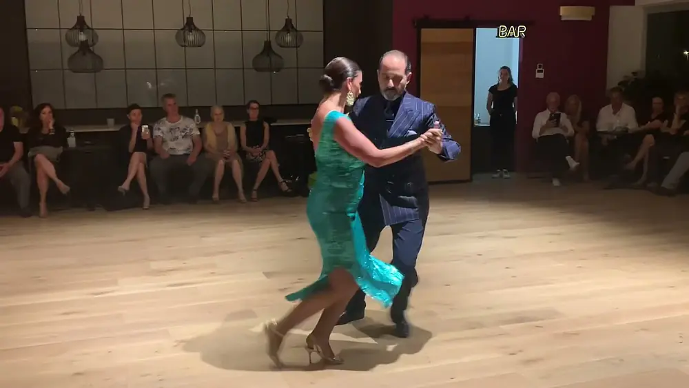 Video thumbnail for Stefano Giudice y Marcela Guevara Tango Loft Udine 2-4
