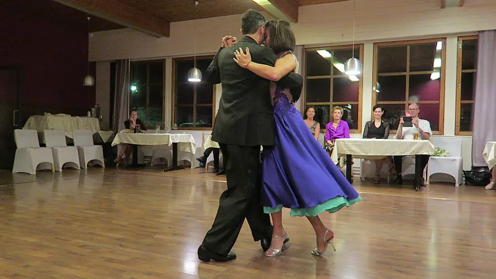 Video thumbnail for Gustavo Rosas y Gisela Natoli at Super Tango, Oulu Finland 2019 1