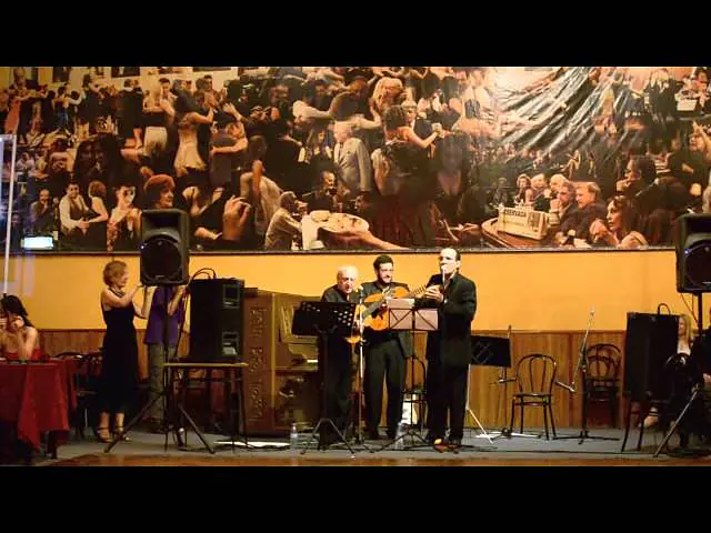 Video thumbnail for Pancho Martinez Pey canta en Canning con su papá Cacho y Lautaro Capella.