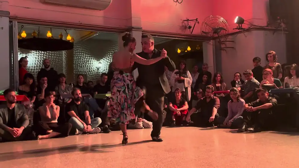 Video thumbnail for Marisol Morales y Alejandro Larenas @ El Motivo Tango Practica, 27August24 #1🔔