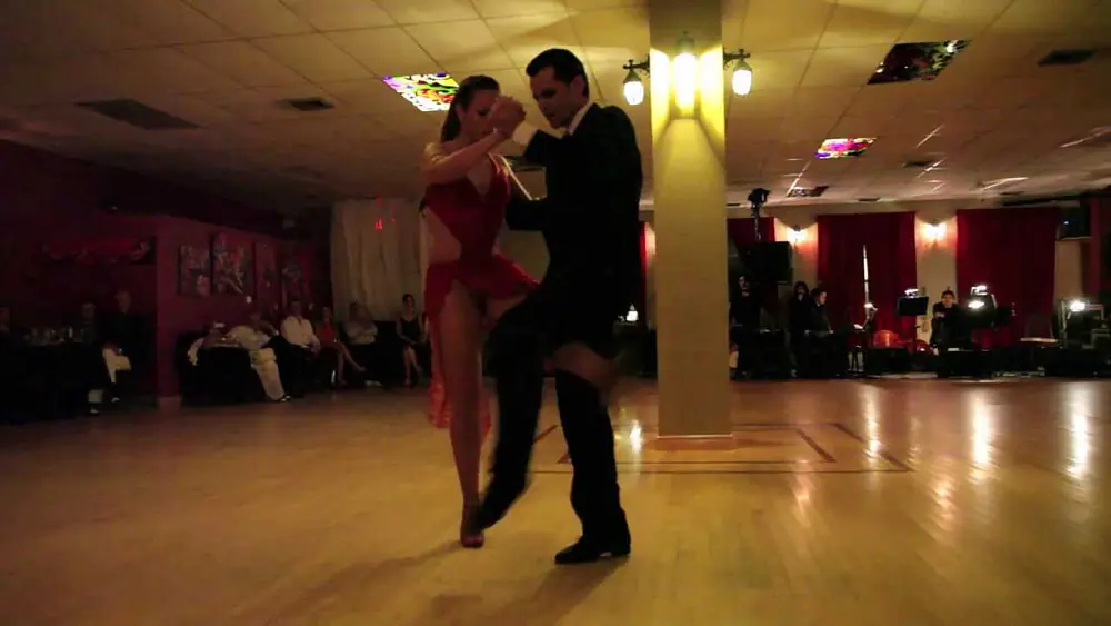 Video thumbnail for Julio Altez et Laura Legazcue, "Mala junta" (tango).
