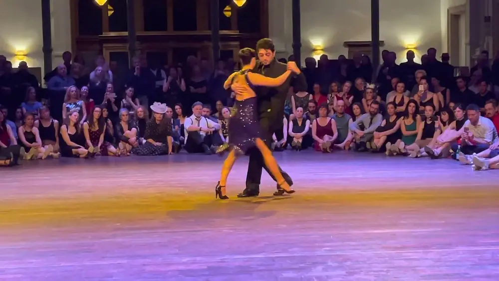 Video thumbnail for Sabrina Masso y Federico Naveira 2/2