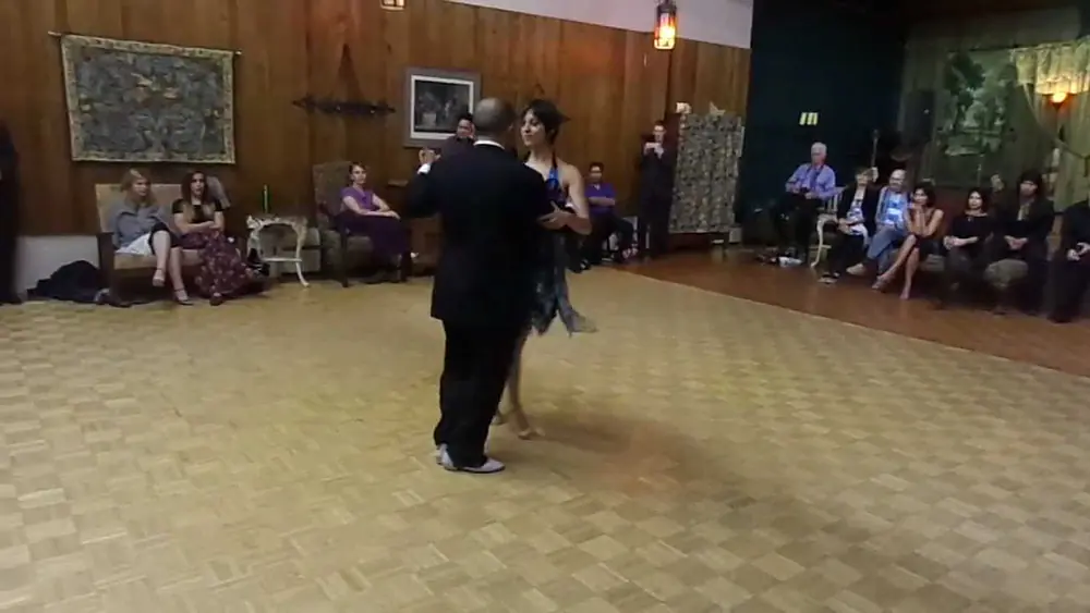 Video thumbnail for Claudio Fortes & Diana Sanchez "Corazón de Oro"