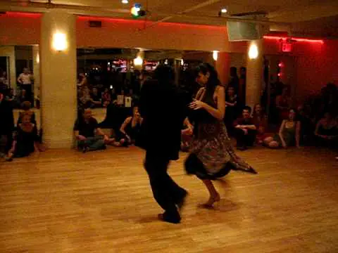 Video thumbnail for Juan Cantone & Sol Orozco @ Tango Nocturne 2010
