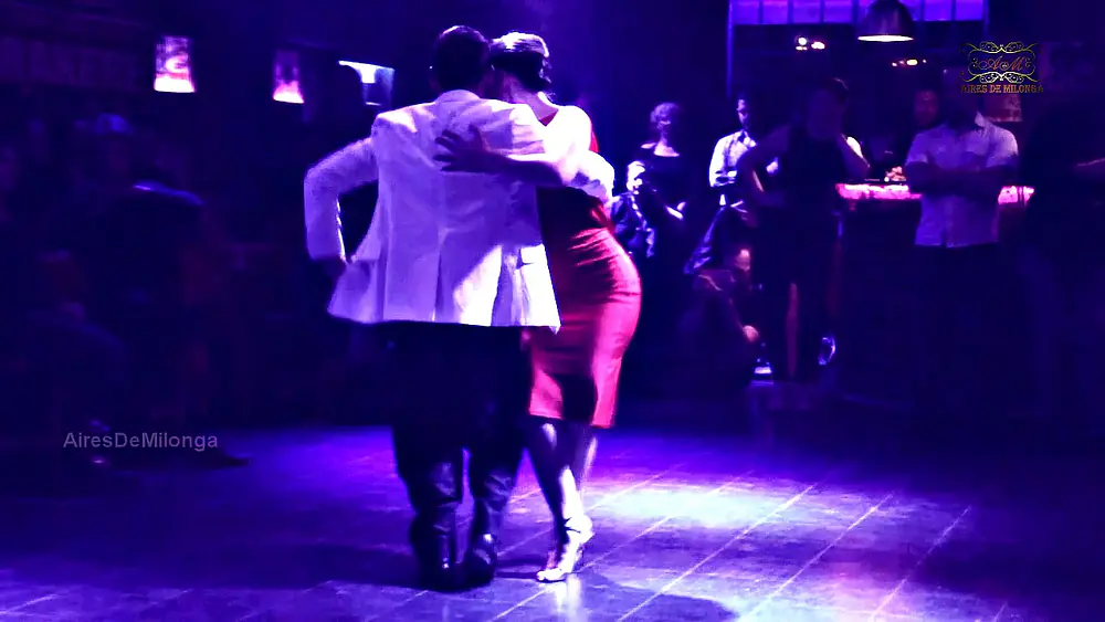 Video thumbnail for Tango exhibición en Buenos Aires, Ornellla Simonetto, Juan Diego Gonzalez