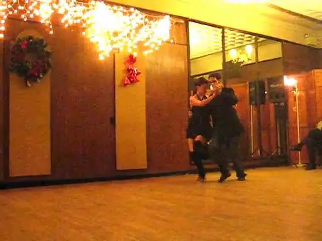 Video thumbnail for Angeles Chanaha & Damian Lobato @ "La Milonga Rosa "