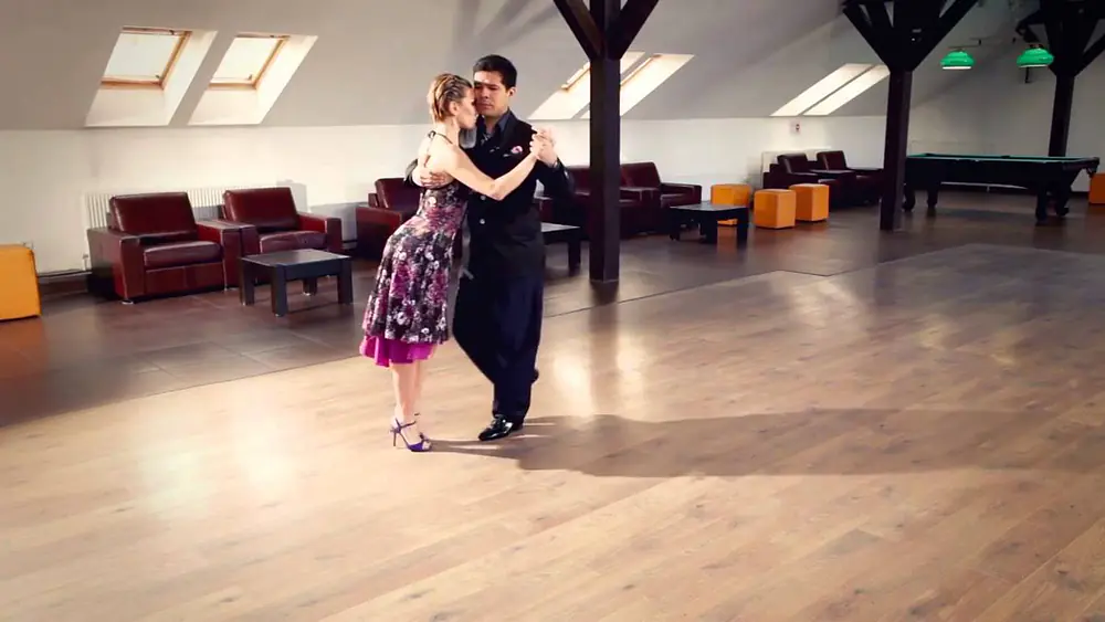 Video thumbnail for Sebastian Arce & Mariana Montes Lesson nr. 47