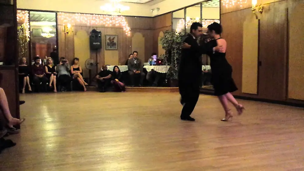 Video thumbnail for Argentine tango: Facundo de la Cruz & Paola Sanz - Pedacito de cielo