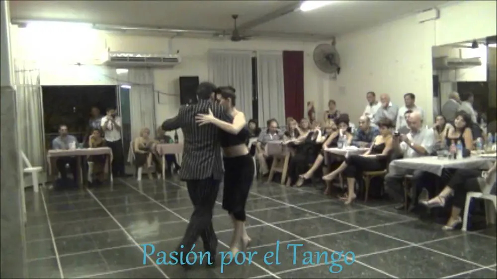 Video thumbnail for DAIANA PUJOL y DEMIAN GARCIA Bailando la Milonga FLOR DE MONSERRAT en FLOREAL MILONGA