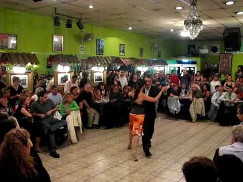 Video thumbnail for Tango Salon, Paulina Cazabon y Jose Luis Gonzalez, Bs As Tango Club