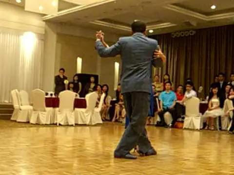 Video thumbnail for 2009 Seoul Tango Festival Grand Milonga - Fabian Peralta y Virginia Pandolfi 01