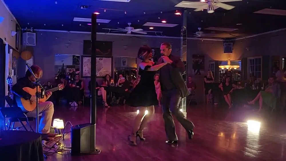 Video thumbnail for Gimena Herrera & Tomas Galvan - Milonga Argentina, Live by Fabio Zini - August 13, 2023