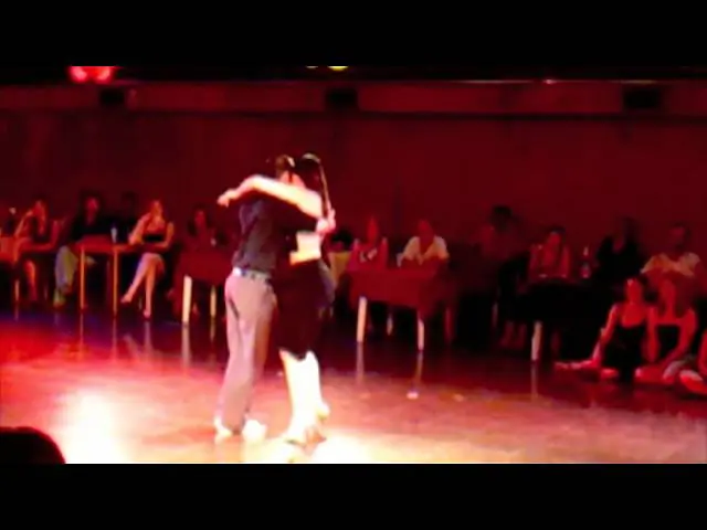 Video thumbnail for Pablo Rodriguez + Natasha Lewinger - Practica X (Diciembre 2011) - milonga