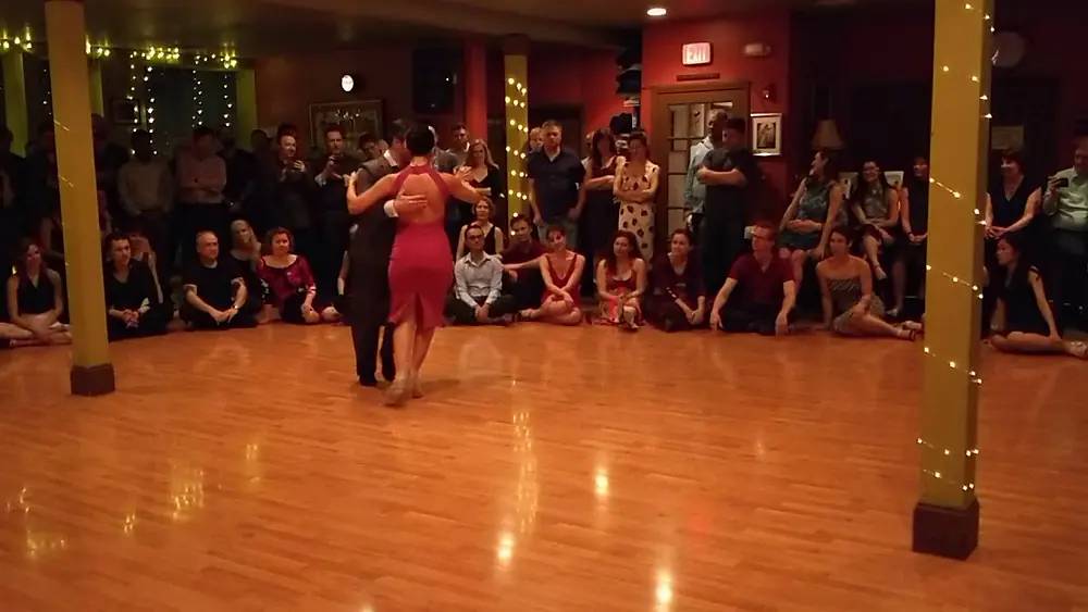 Video thumbnail for Argentine Tango: Jesica Arfenoni and Adam Cornett perform in Boston 2:3 El Olivo by Juan D'arienzo