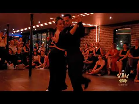 Video thumbnail for JUAN DAVID VARGAS & ORNELLA SIMONETTO @ Milonga LA GIOIA Paris (4/4)