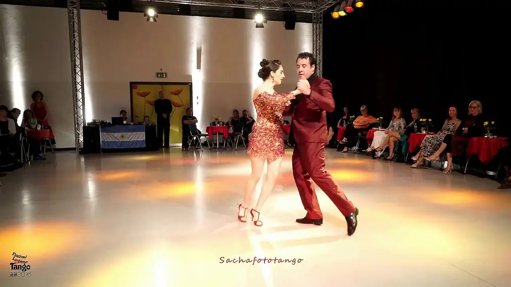 Video thumbnail for Fabian Salas y Lola Diaz, Lugano Tango Festival 2016(3)